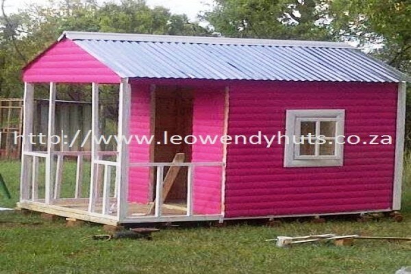 LJ Wendyhuts