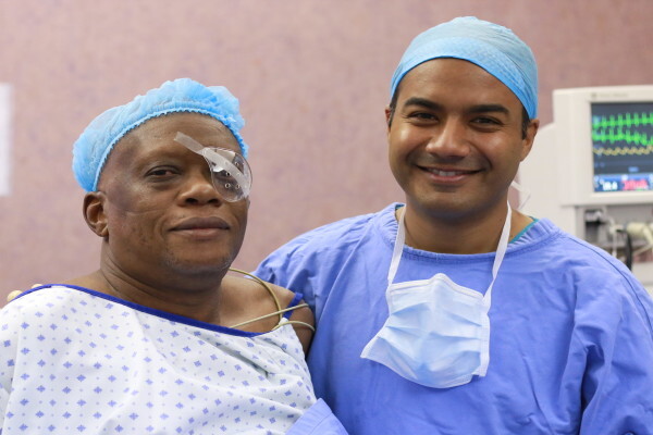 Dr. Sachin Bawa Cataract & Vision Clinic