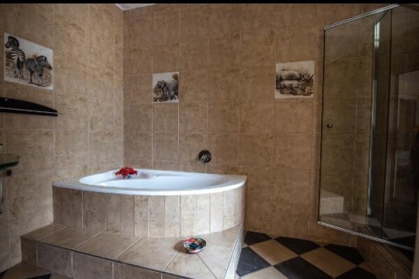 BougainVilla Guest House