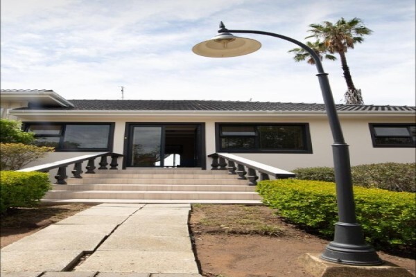 BougainVilla Guest House
