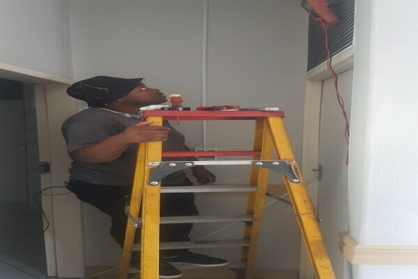 Queenswood Reliable Electricians