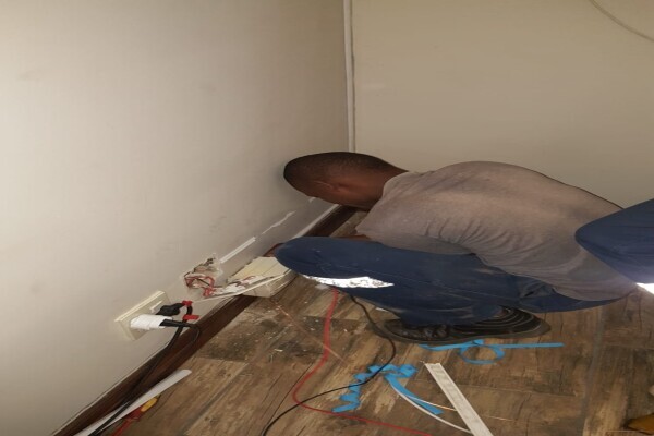 Mooikloof Electricians 0659925618