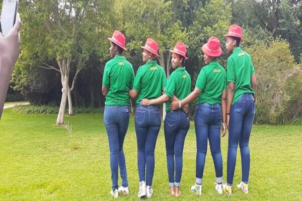 Bongiphindi embroidery
