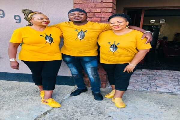 Bongiphindi embroidery
