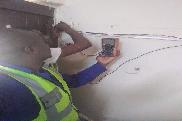 Silverlakes Electricians 0788570956