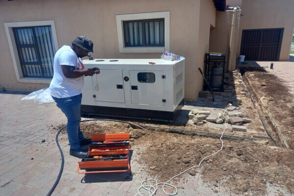 Equestria Electricians 0659925618