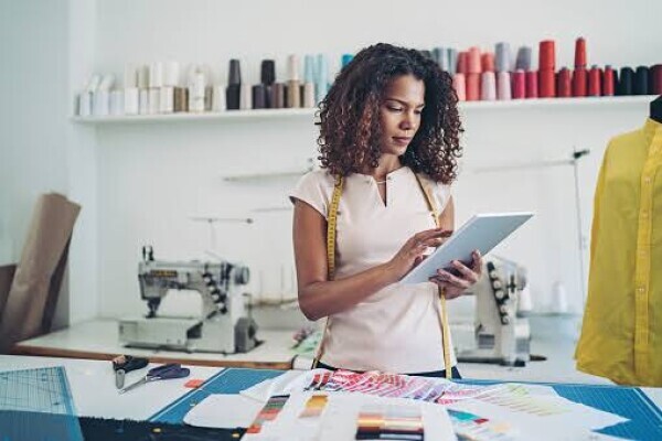 Rainbow Fashion Design School