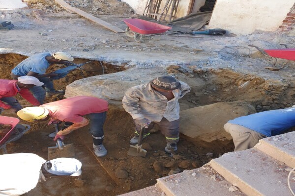 Leukes Builders