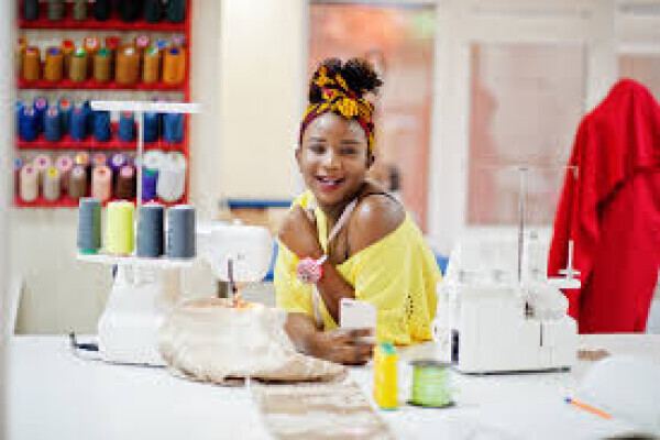 Rainbow Fashion Design School