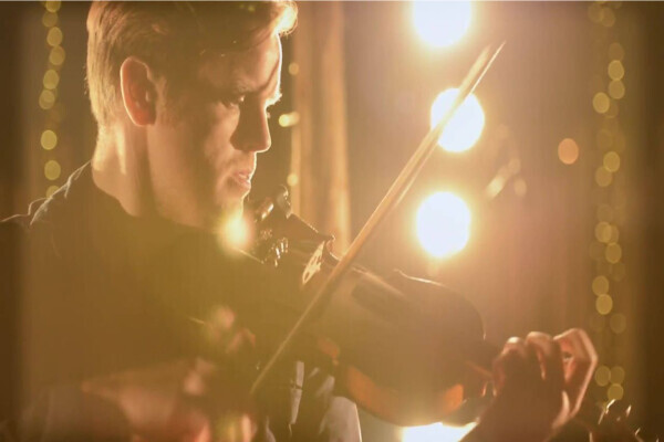 Wedding Violinist - David Delaney