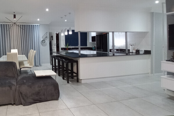 Decor Industrial Services (Pty) Ltd
