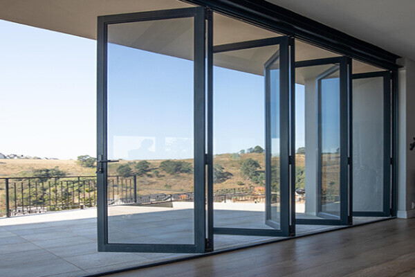 Square Group Glass & Aluminium