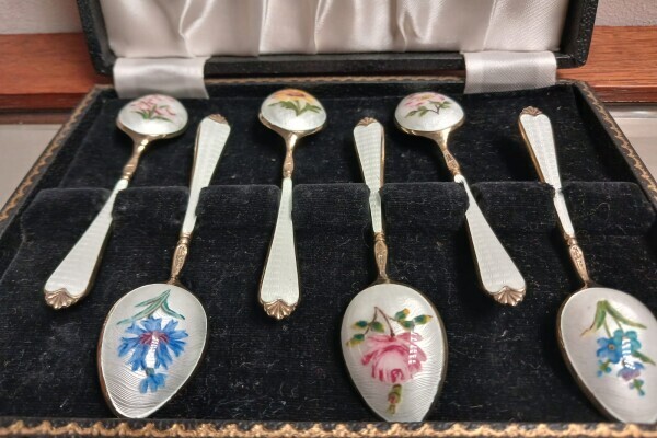 Grand Oak Auctions