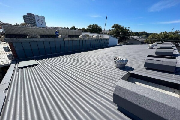 Roofers R Us (Pty) Ltd