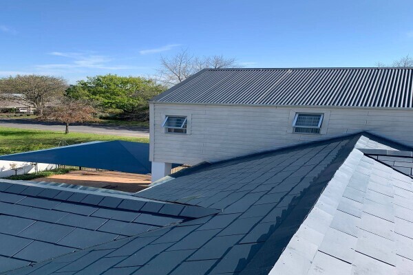Roofers R Us (Pty) Ltd