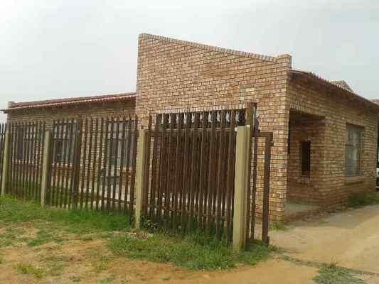 Riana Properties