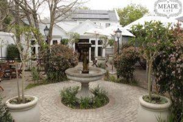 Meade Café
