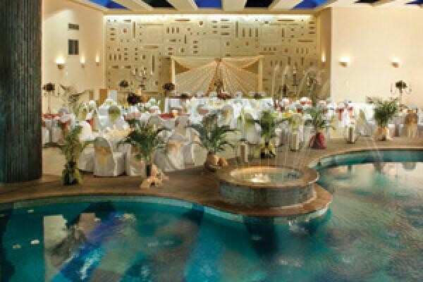 Blue Waters Hotel