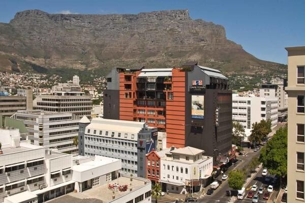 Cape Town Lodge Hotel & Conference Centre
