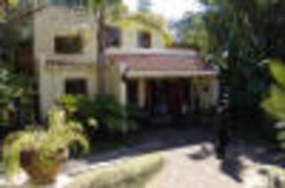 Hulala Lakeside Lodge
