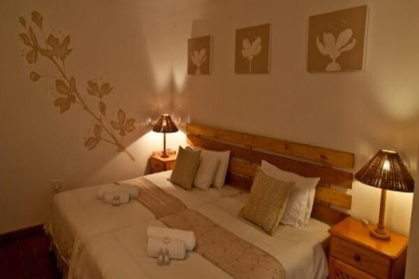 Woodpecker Inn