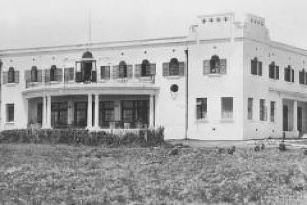 New Beach Hotel