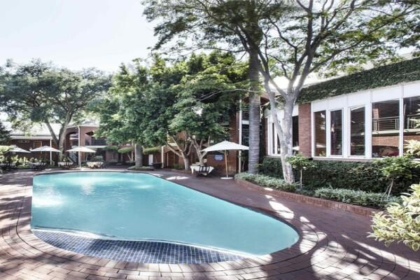 Quatermain Inn The