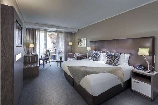 Lagoon Beach Hotel (Pty) Ltd