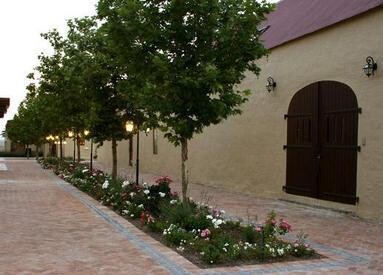 Raphael's Restaurant At Asara