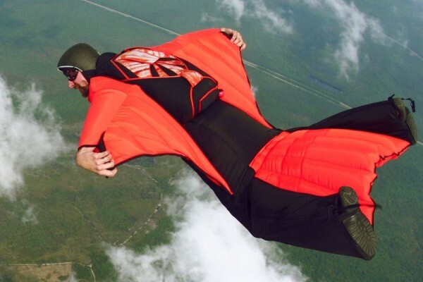 Icarus Skydiving School & Air Wear