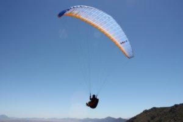 Airborne Paragliding