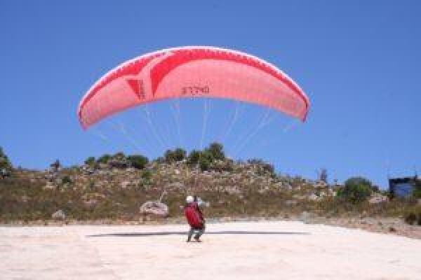 Airborne Paragliding