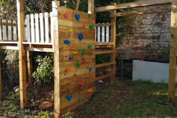 Jungle Mania Structures