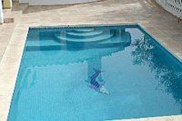 Swimline Pool Cleaning & Repairs