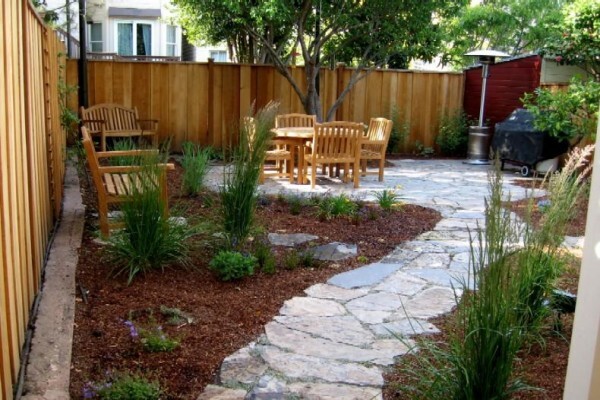 RE/MAX Property Associates