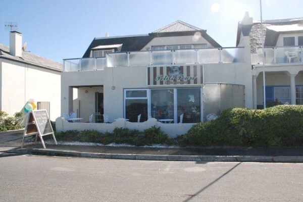 RE/MAX Property Associates