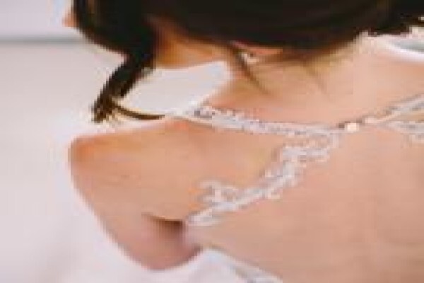 Elbeth Gillis Bridal & Couture