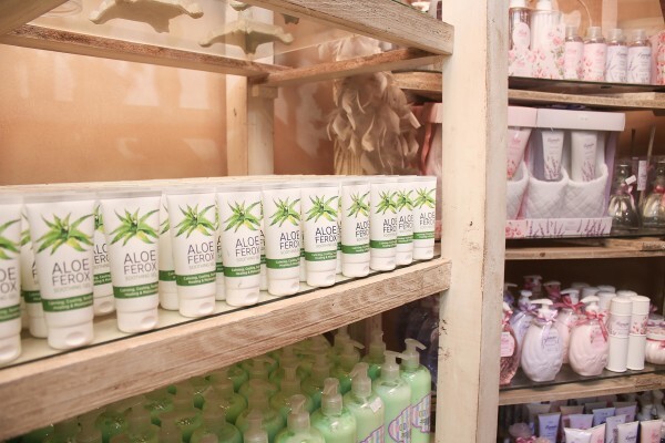 D C Laboratories