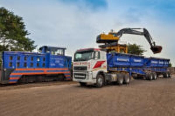 MacDonalds Transport (Upington) (Edms) Bpk