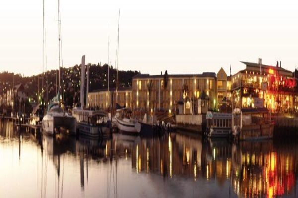 Waterfront Knysna Quays