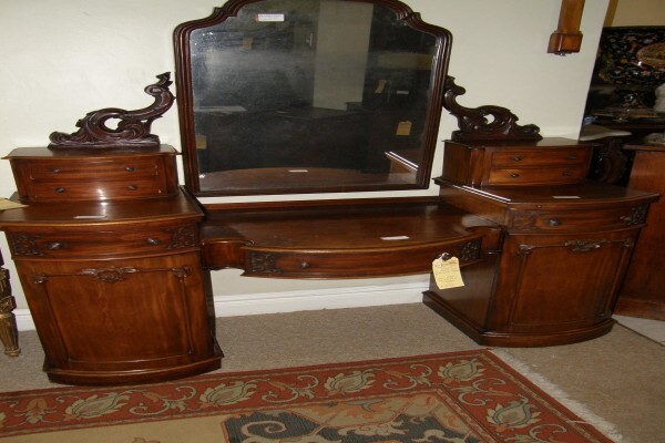 Roger England Antiques