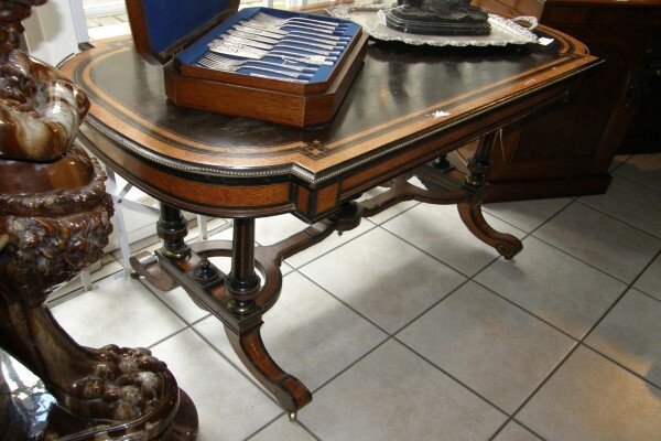 Roger England Antiques