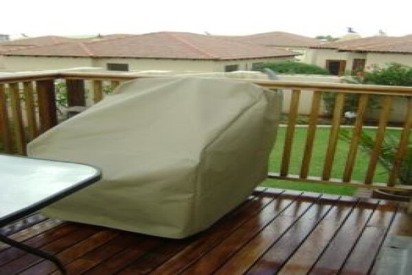 Lapatio Outdoor Blinds CC