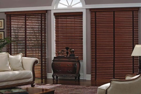 Venetian Blind Centre