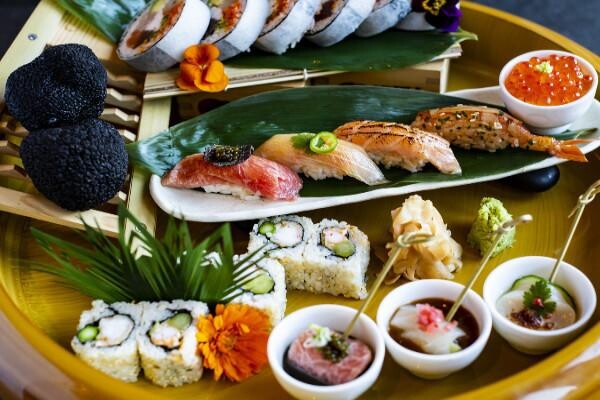 Harbour Lights Restaurant & Sushi Bar