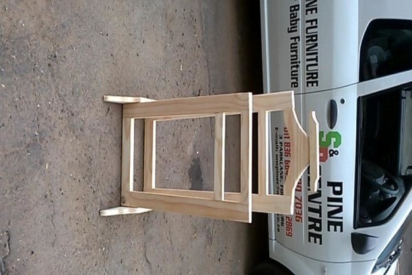 S & B Cabinet Makers