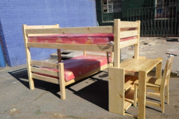 S & B Cabinet Makers