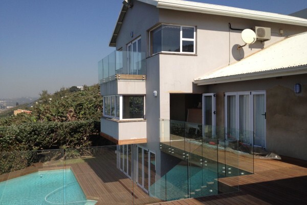 Supreme Glass & Aluminium CC