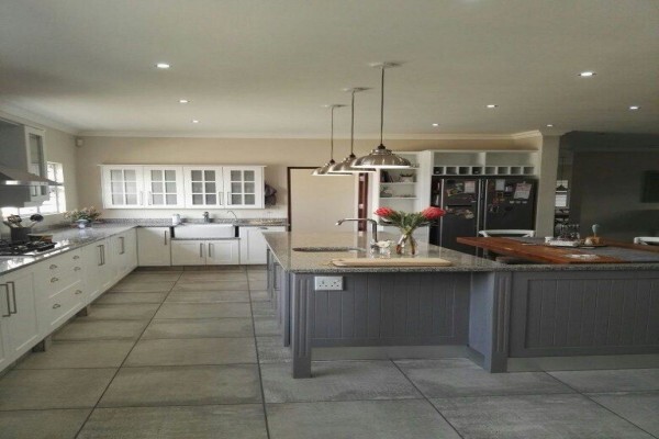Cole's Kitchens