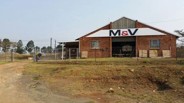M & V Custom Furniture